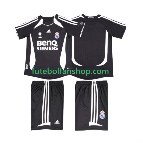 Camisola Alternativo Real Madrid Retro 2006 2007 Manga Curta ,Criança Camisola Alternativo Real Madrid Retro 2006 2007 Manga Curta ,Criança